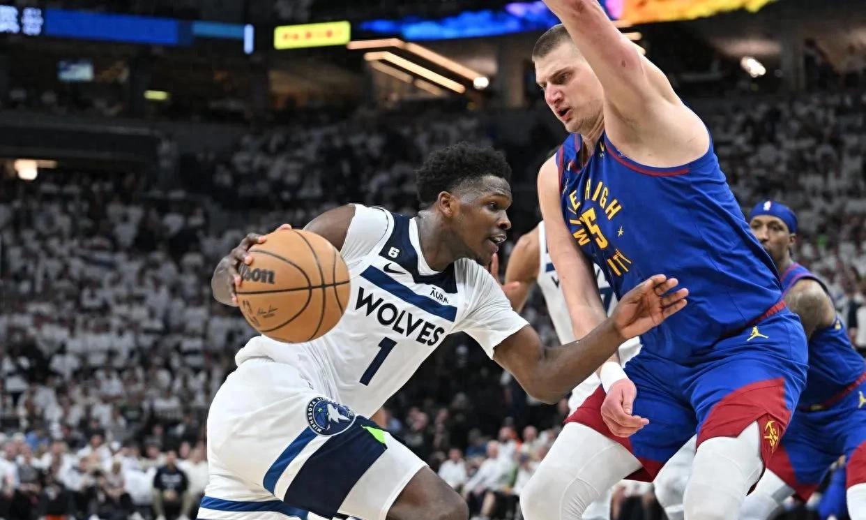  东契奇因伤缺战 